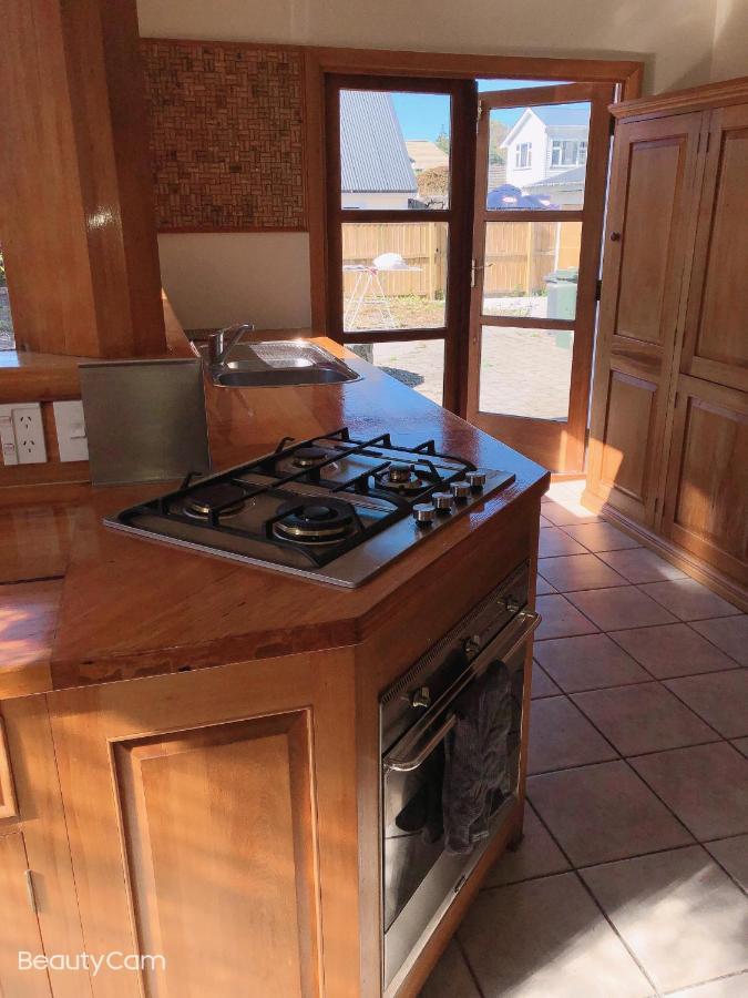 Papanui Road Holiday Home Christchurch Bagian luar foto